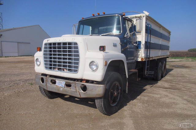 1974 Ford 9000